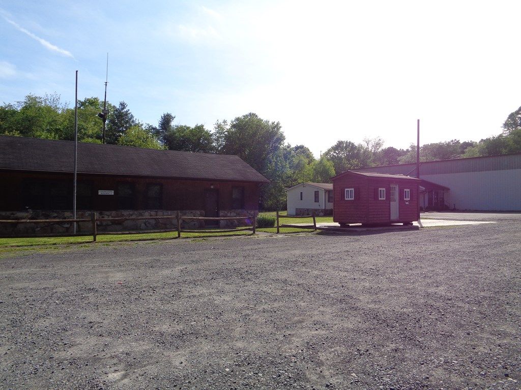 157 Willis Ave, Crab Orchard, WV 25827